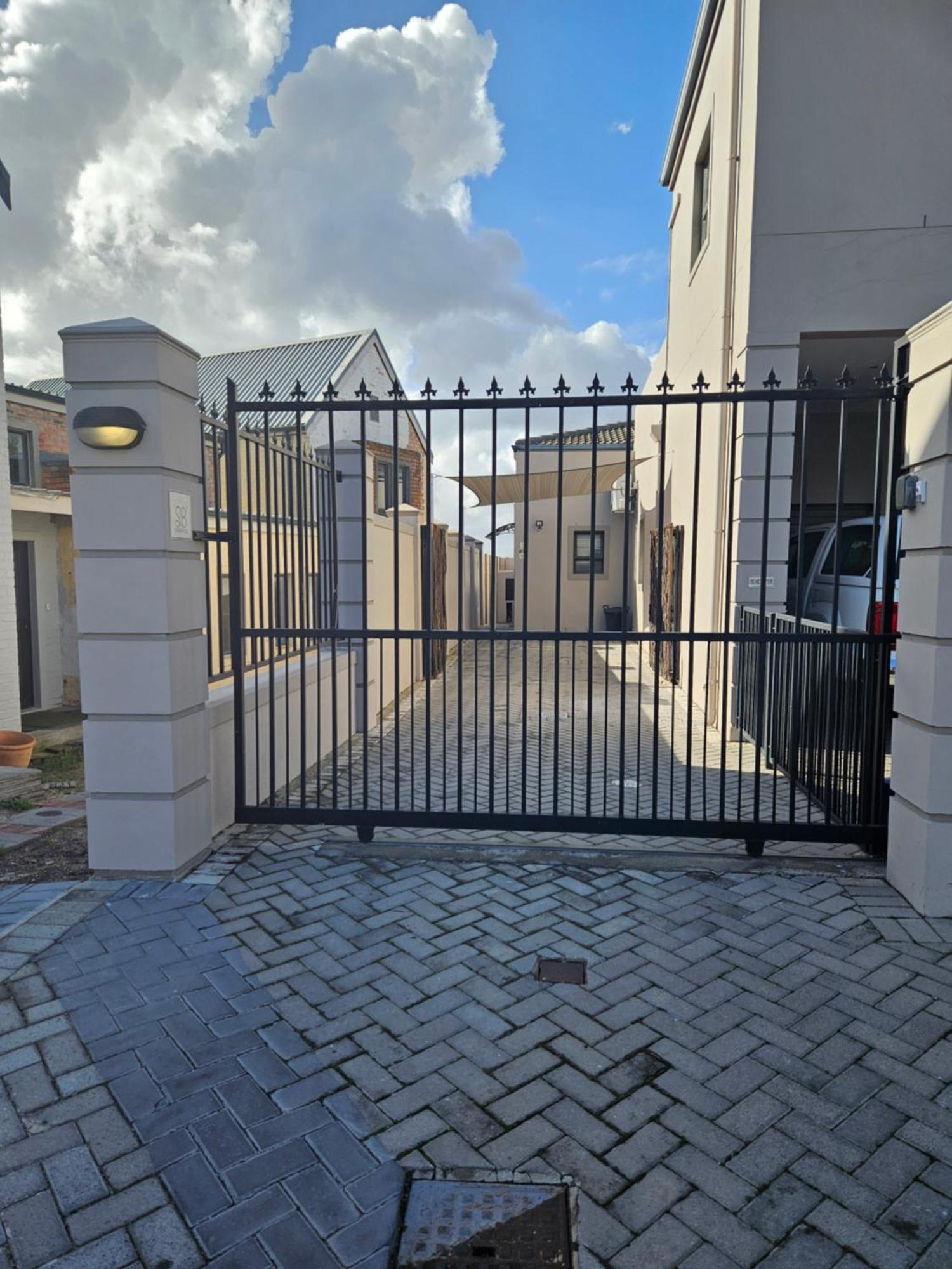 Apartment Suburban Bliss Durbanville Kraaifontein
