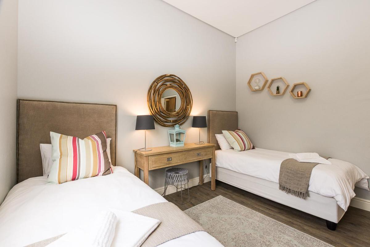 Apartment Suburban Bliss Durbanville Kraaifontein